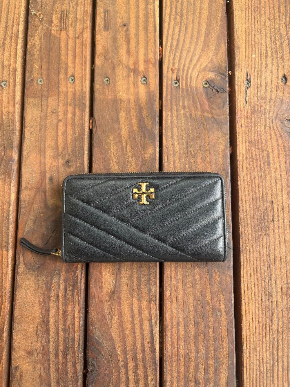 Tory Burch Kira Chevron Black Quilted Leather Zip Around Wallet